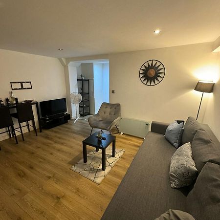 Cozy Two Bedroom Apartment Sleeps 6 Near Camden Market Hw10 Лондон Экстерьер фото