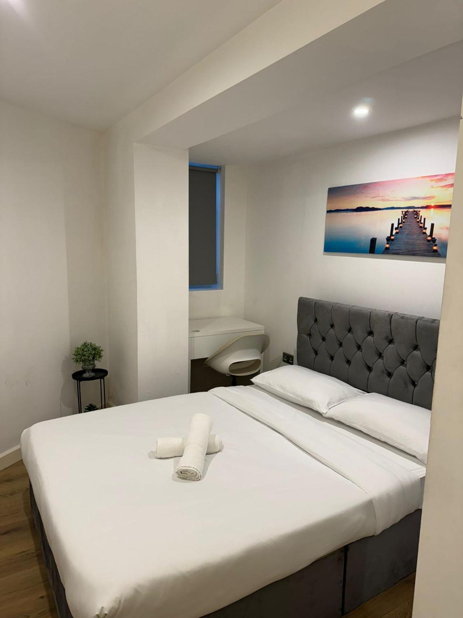 Cozy Two Bedroom Apartment Sleeps 6 Near Camden Market Hw10 Лондон Экстерьер фото